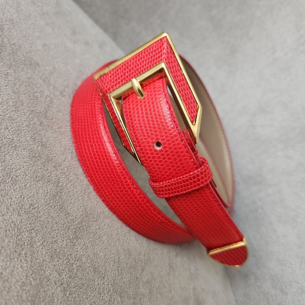 Vintage belt women's M scarlet red leather lizard embossed golden hardware glam
